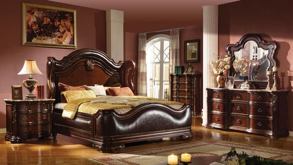 Bella (walnut and champagne) Queen, 5 pieces