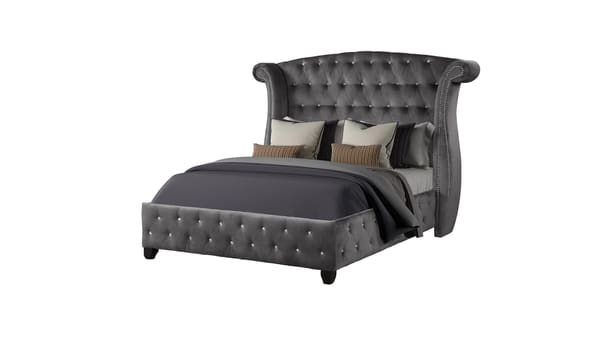 Sophia · Queen bed