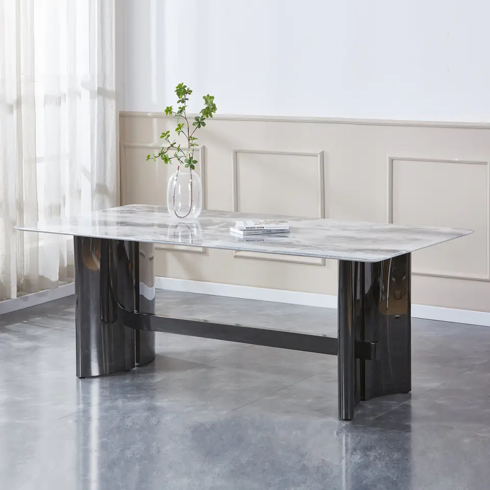 Luxe Dining Table