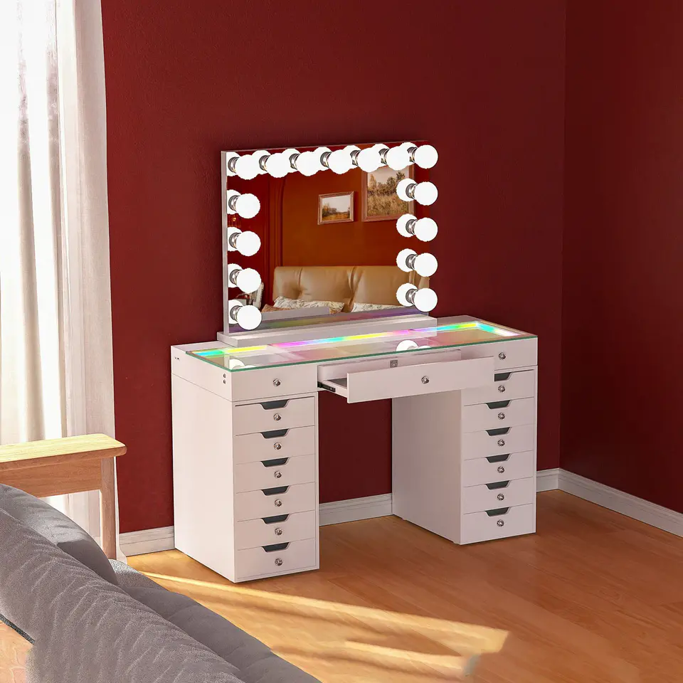 VANITII Lisa Vanity Set – Sun City Furniture El Paso