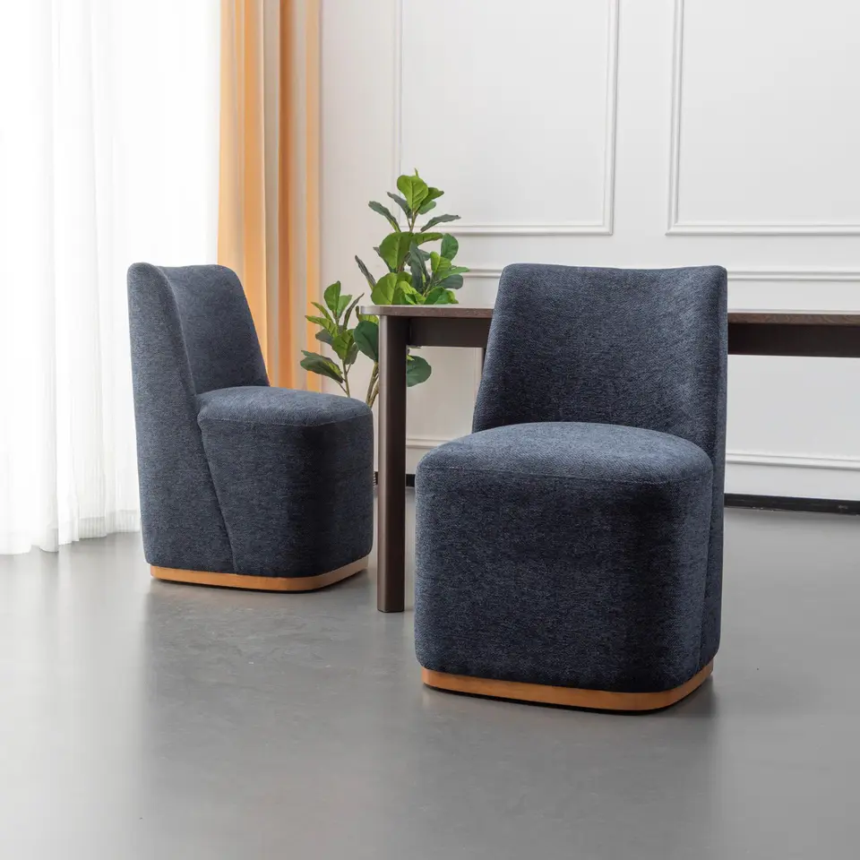 Rolling Dining Chair